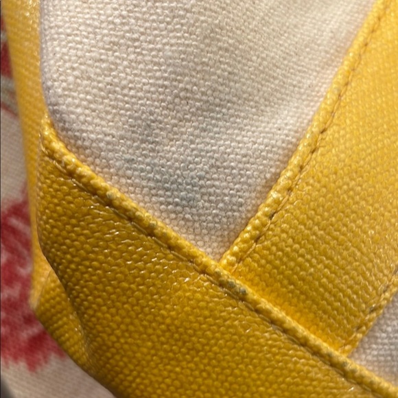 MZ Wallace Yellow and Cream Tote Bag with Spacious Design - Picture 4 of 14